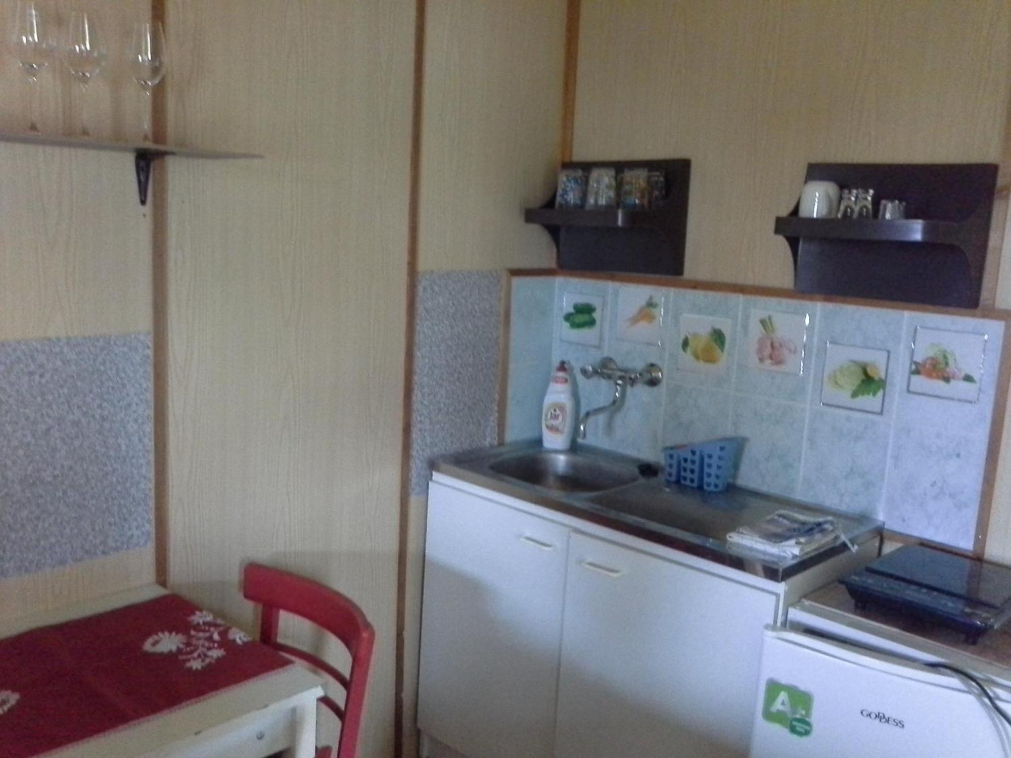 Utulny Privat Apartment Velky Meder Exterior photo